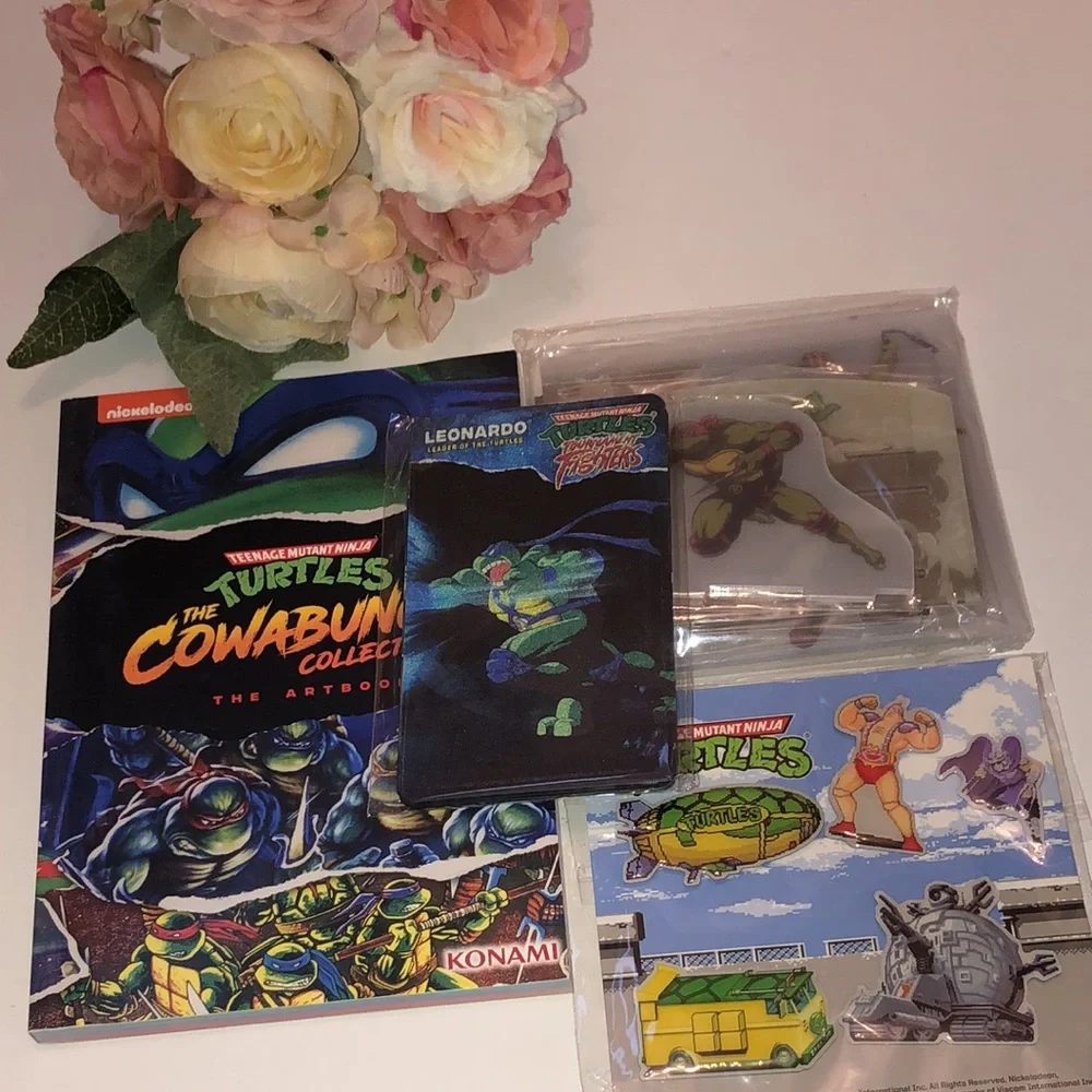 TMNT Cowabunga Collection Limited ARTBOOK ART BOOK Cards Pins and Access